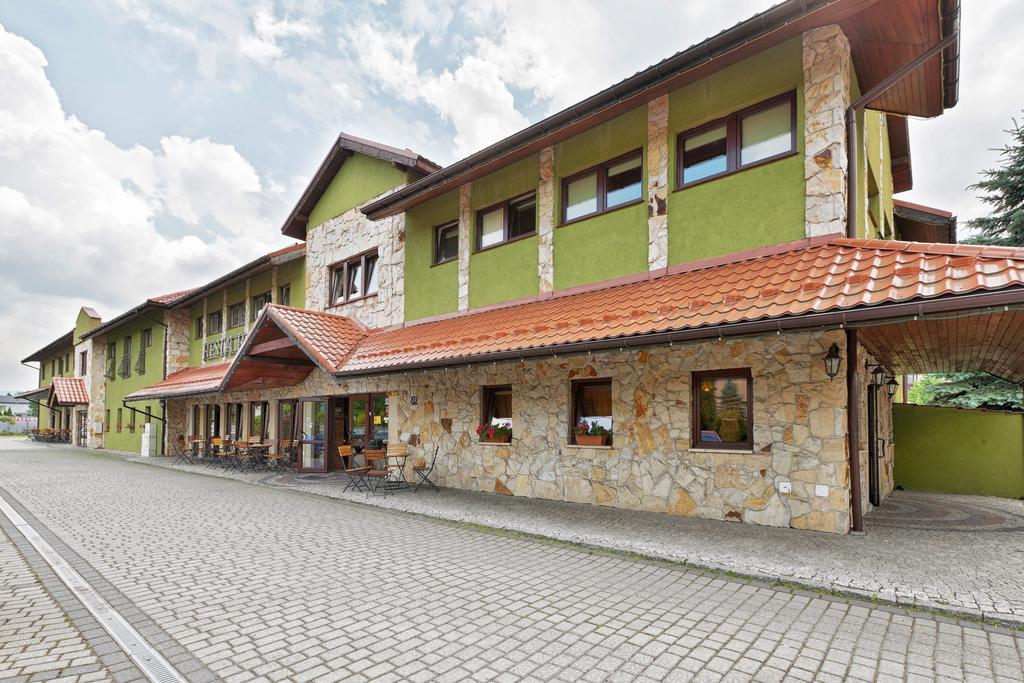 Zajazd Beskidy Zywiec Exterior photo